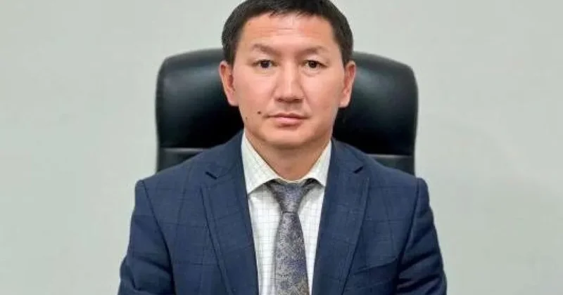 Экс главного архитектора Шымкента и четверых человек начали судить за хищение бюджетных денег