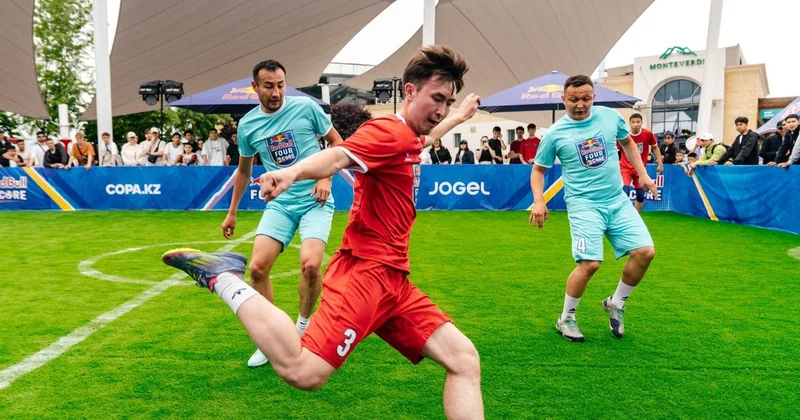 Сураншы Батыр второй год подряд выигрывает национальный финал Red Bull Four 2 Score в Алматы и представит Казахстан в Канаде