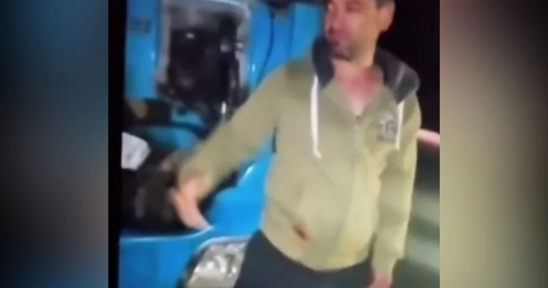 ​Атырау облысында полицейлер жолдатұрып қалған шетелдік жүргізушіге көмектесті