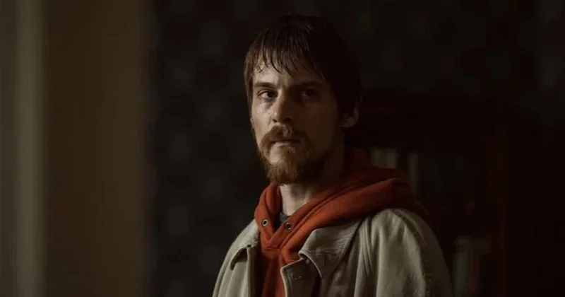 Звезда сериала Слово пацана стал отцом во второй раз и показал фото из роддома