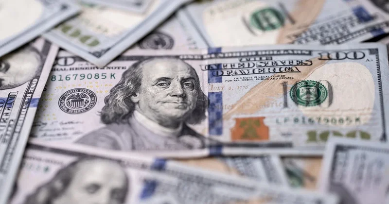 Курс доллара снизился к тенге на бирже 9 июля