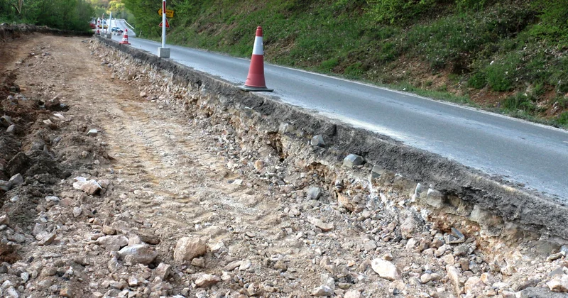 Күмәнді дипломдары бар бастықтар жол құрылысы бойынша сатып алуларға қатысқан