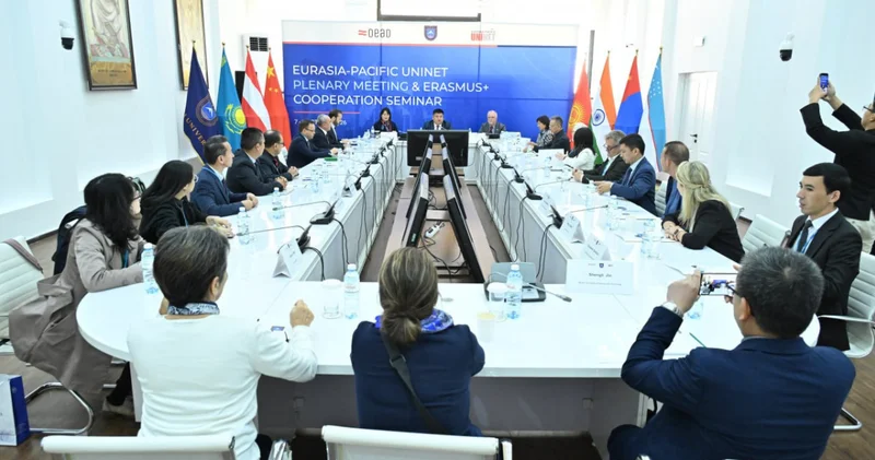 ҚазҰУ да халықаралық білім беру жобалары аясында EPU және Erasmus+ сарапшылары бас қосты