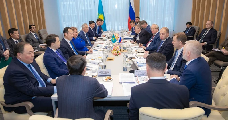 Қазақстан мен Ресей арасындағы ынтымақтастық: Үкіметаралық комиссияның XXVI отырысы өтті