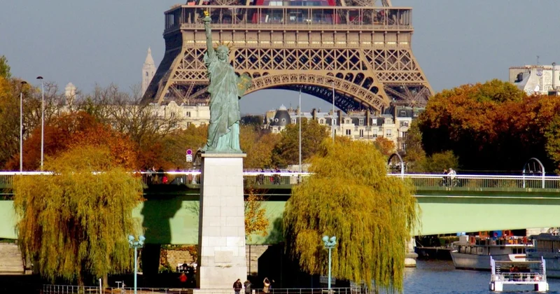 Танымал сәулет ескерткіштерінің егіздерін қайдан көруге болады