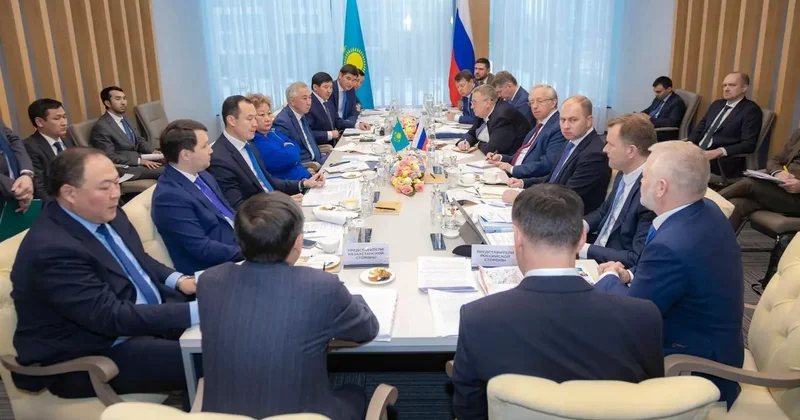 Россия готова пересмотреть сроки пребывания казахстанских дальнобойщиков без регистрации