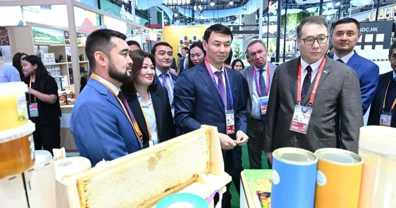 Шанхайда өтіп жатқан халықаралық көрмеде алматылық 12 компания өнімдерін ұсынды