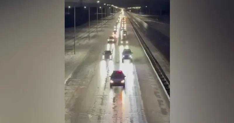 Ақмола облысында патрульдік полиция 1400 көліктен тұратын автоколоннаны ертіп жүрді