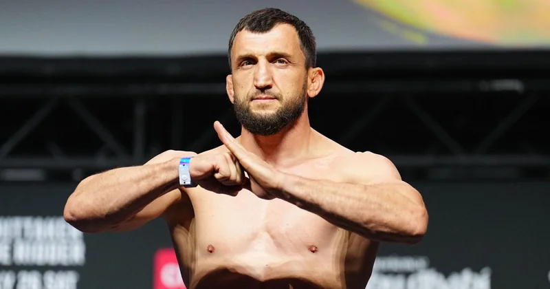 Короля кунг фу из России за минуту нокаутировали на турнире UFC