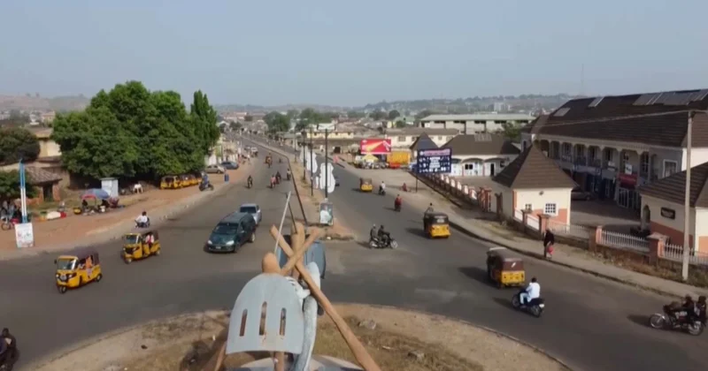 Нигерияда жоғалған 300 баланың жартысы табылмады