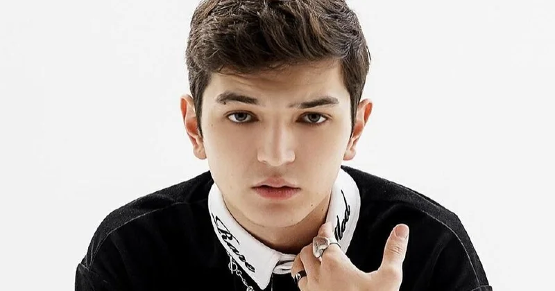 Әнші Акмаль өтпей қалған концертіне билет алған тұрғындардың шығынын қайтармаған