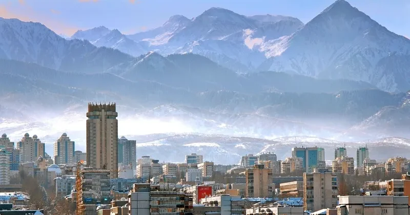 Жаңбырлы күндер Алматының экологиясына оң әсер етті