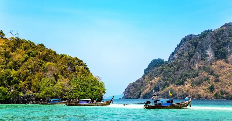 "Ежедневно вылетает 3000 казахстанцев". В МИД высказались об эскалации конфликта между Таиландом и Камбоджей