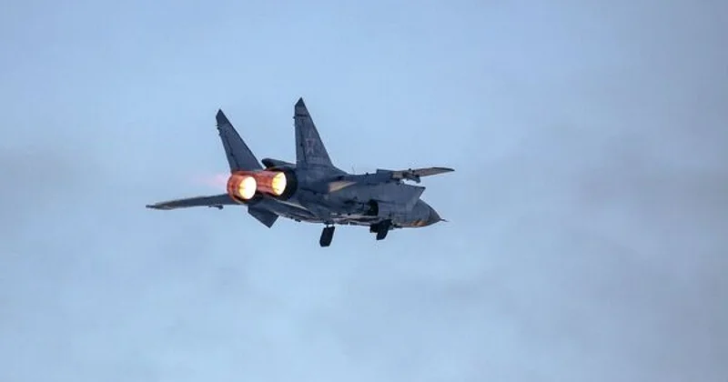 Ресейде бортында 7 адам болған әскери ұшақ құлады