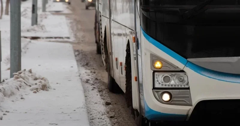 Подростки с перцовым баллончиком напали на водителя автобуса в Астане