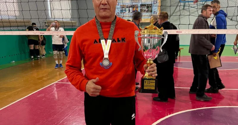 Волейболды жүрегімен сезінген спортшы