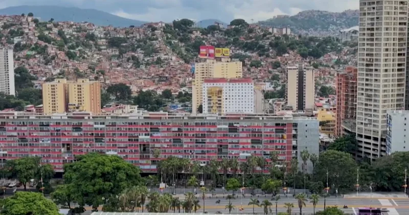 АҚШ Венесуэлаға 100 млрд доллар инвестиция құяды