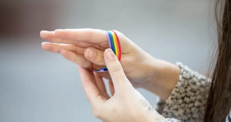 ЛГБТ ны насихаттауға тыйым салынды: Қазақстанда кімдер жазаға тартылуы мүмкін?