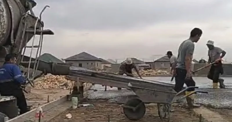 Қайырымды азаматтардың демеуі