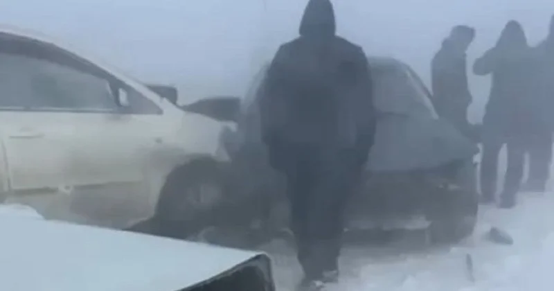 Больше 10 авто: появились подробности массового ДТП в Актюбинской области