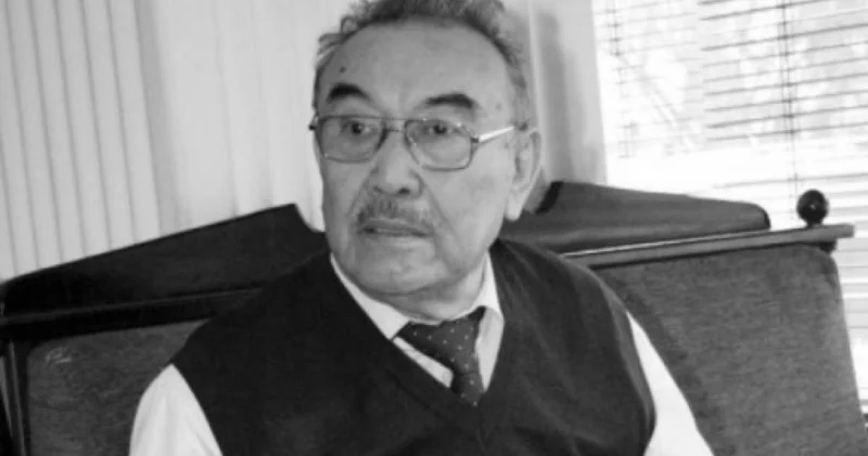 Бұл алдамшы форма : Шерхан Мұртазаның қазақ тілінің мәртебесі туралы айтқан сөзі тарап кетті