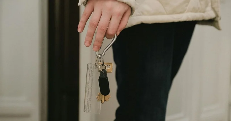 Закрепить допгарантии о запрете выселения из жилья в Казахстане предложила Закиева