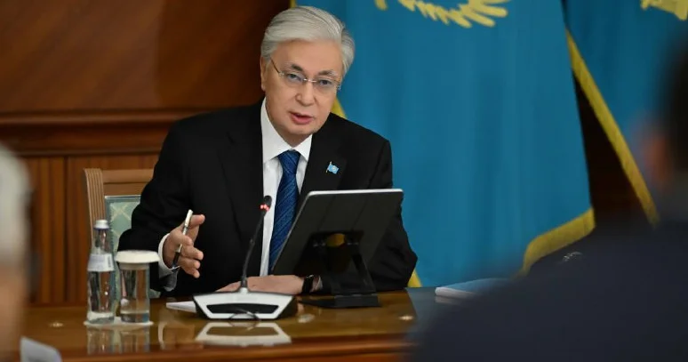 Президент: Конституциялық комиссия құрамында шетел мамандары жоқ