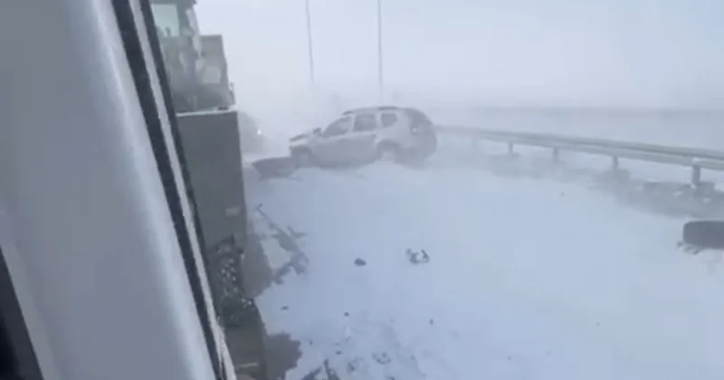 Ақтөбе Атырау тасжолында 10 көлік соқтығысты