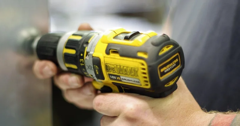 Любителя заниматься ремонтом по ночам наказали в Астане