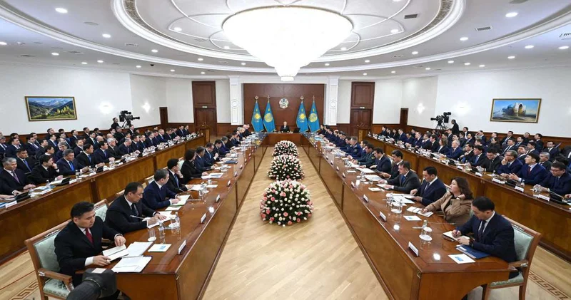 Токаев вынес на обсуждение комиссии предложение по жилищным вопросам