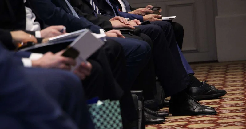 Изнывают от ничегонеделания: Президент о сотрудниках Самрук Казына