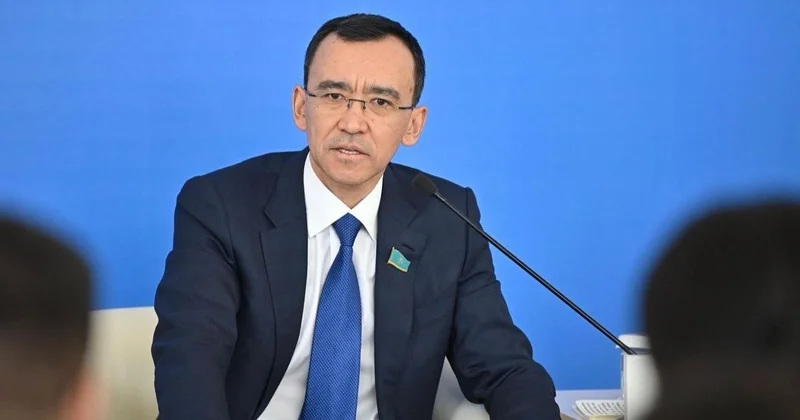 О роли молодого поколения казахстанцев в развитии страны высказался спикер сената