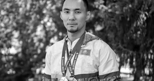 Сурдлимпиада ойындарының чемпионы Фархад Қыстаубаев өмірден өтті