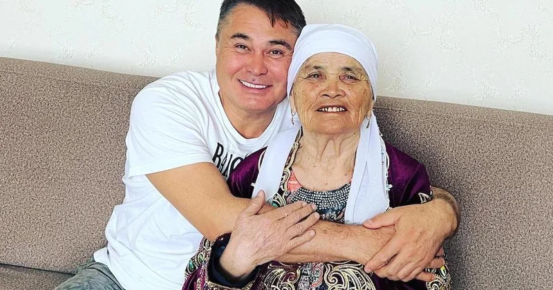 Память о ней никуда не ушла : Давлетяров показал трогательное видео с мамой в день ее 89 летия