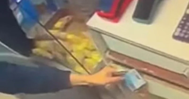 Выручку похитили из кассы в Уральске: все деньги нашли и изъяли (видео)