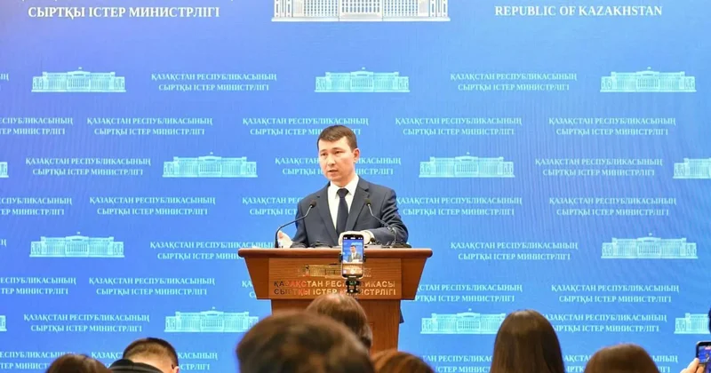 Минус 11 участков