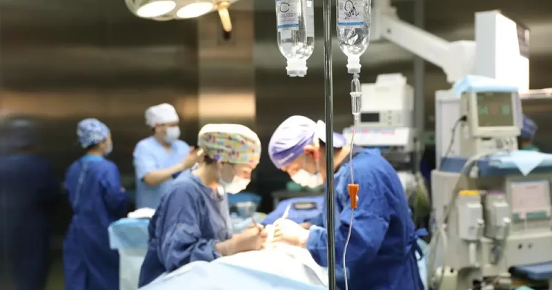 Оперативное вмешательство: какие уникальные операции были проведены в Казахстане в 2025 году