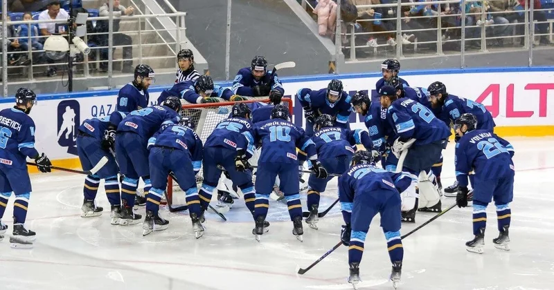 ХК Барыс разгромом выиграл матч в КХЛ