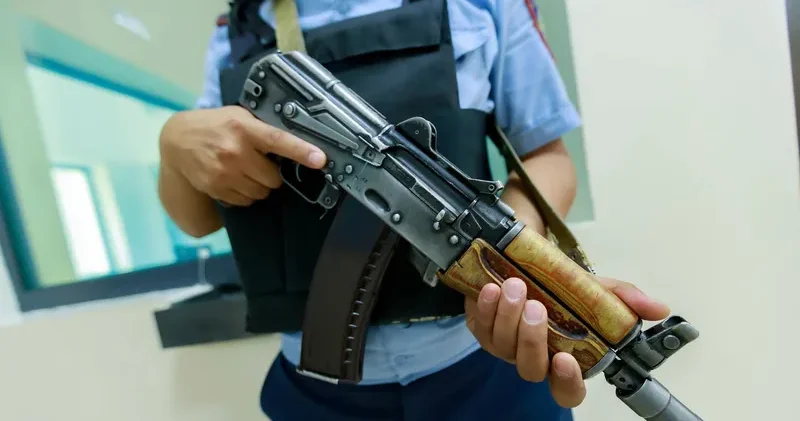 Павлодар облысында сотталғанға тыйым салынған затты жасырын жеткізу әрекеті әшкереленді