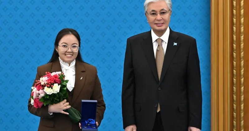 Мемлекет басшысы бір топ жас ғалымға пәтер кілттерін табыстады