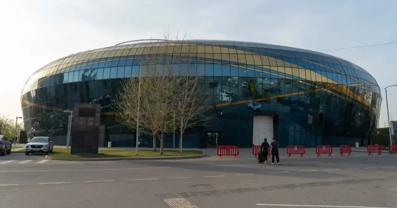 Фигуристы остались без льда в Алматы: управляющих спорткомплексов и директора школы накажут