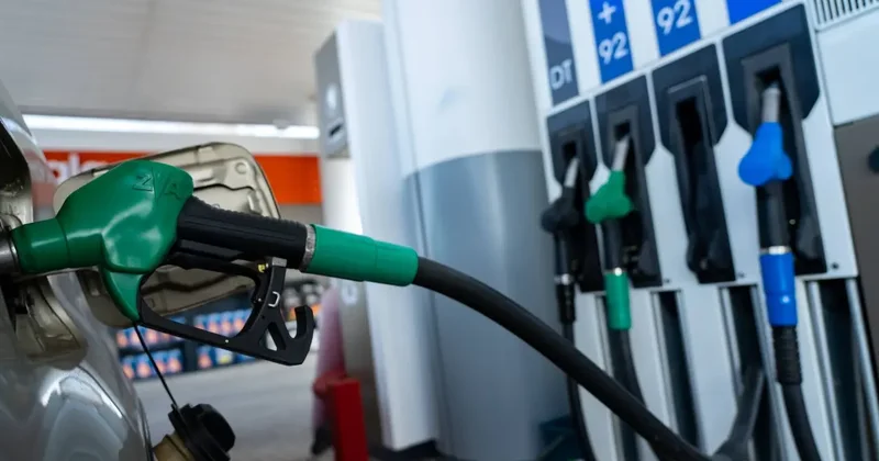 Государство всё таки будет вмешиваться . Как отреагировали цены на бензин на завершение моратория