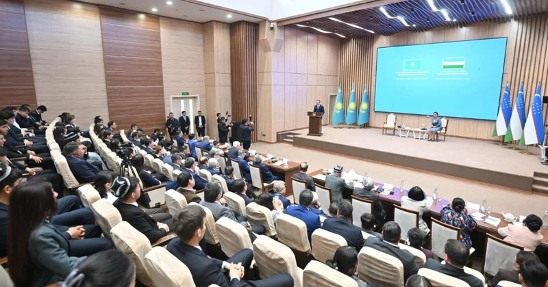 Спикер Сената выступил на форуме казахской и узбекской интеллигенции