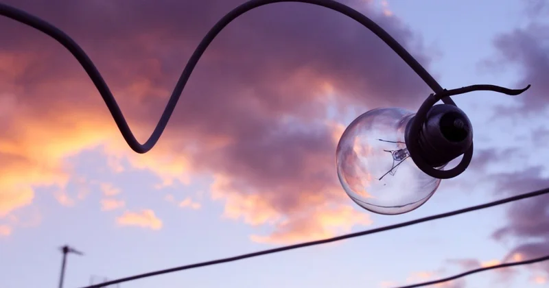 Временные отключения: где не будет света в Алматы 10 апреля