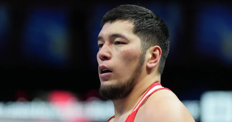 Айбек Оралбай нокдаунмен ойсырата жеңіп, 2026 жылғы Азия чемпионатының алтын медалін иеленді