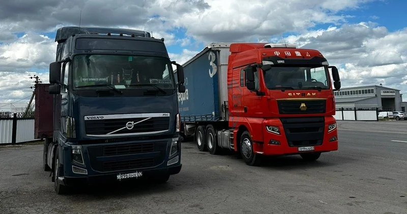 Беларусь Литва шекарасы: күзден бері тұрған мыңнан астам жүк көлігі қозғалды