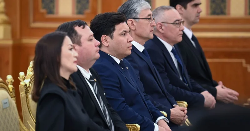 Президент поздравил ученых с профессиональным праздником