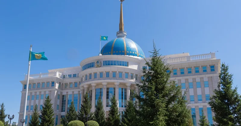 Жаңа Ата заң және білім философиясы