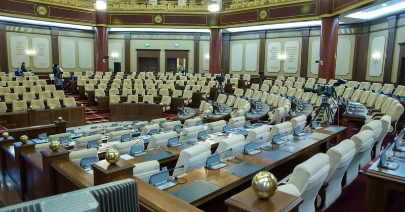 Мәжіліс пен Сенаттың 46 депутаты ғана Құрылтайға үміткер. Депутаттар құрамы қаншалықты жаңарады