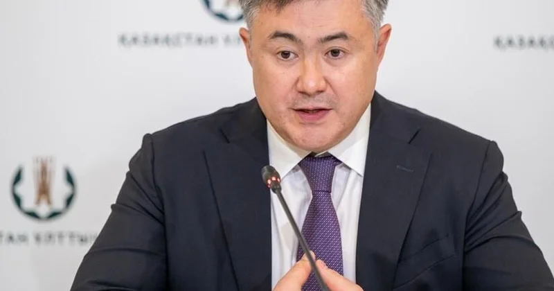 Доллар однозначно сдаёт позиции